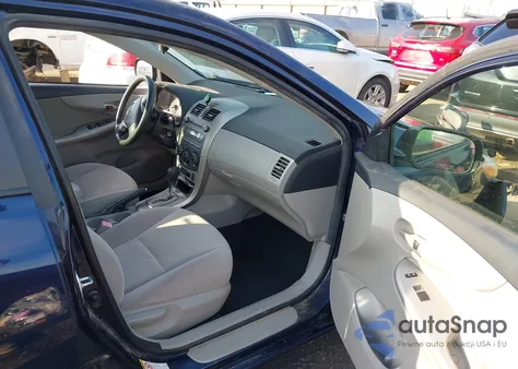 2011 Toyota Corolla Le z USA, uszkodzony, nr VIN JTDBU4EE0B9144381